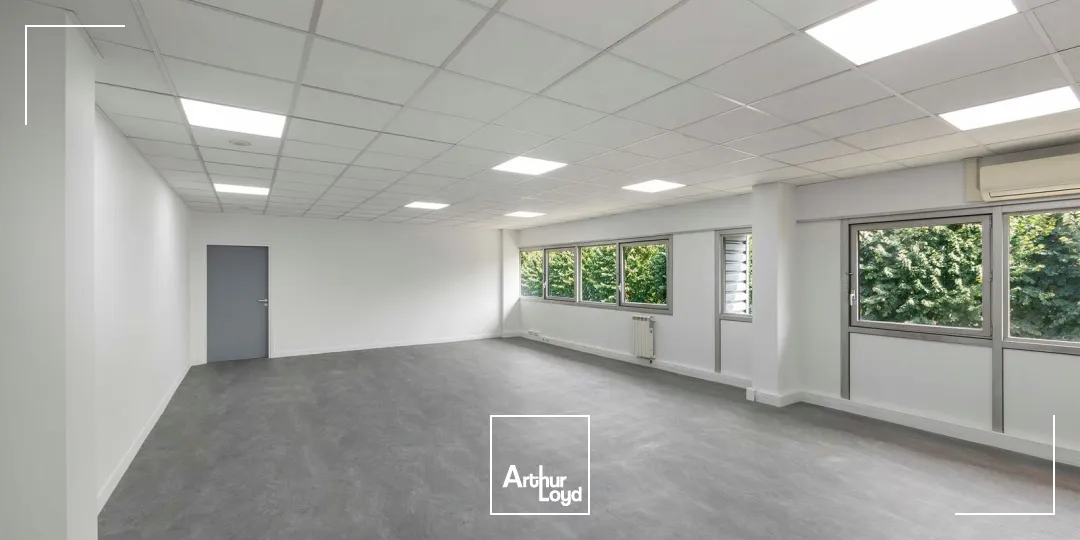 Locaux d'activité & Entrepôts - Location - TREMBLAY EN FRANCE - 93290 - 481-481 - 7850973
