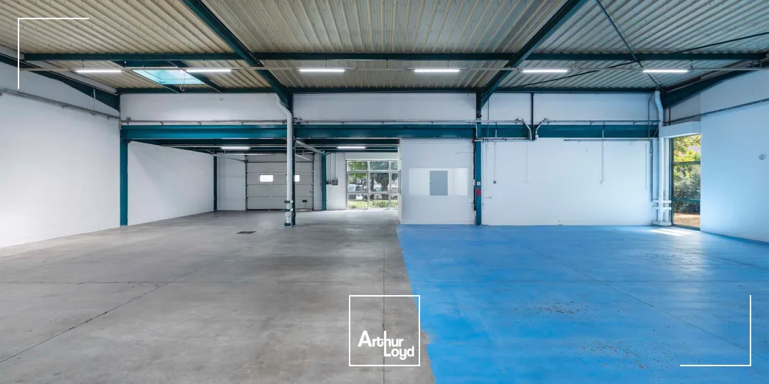 Locaux d'activité & Entrepôts - Location - TREMBLAY EN FRANCE - 93290 - 481-481 - 7850974