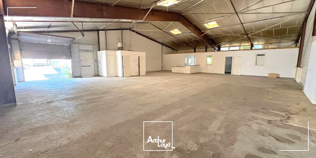 Locaux commerciaux - Location - MARSEILLE - 13015 - 300-300 - 7851009