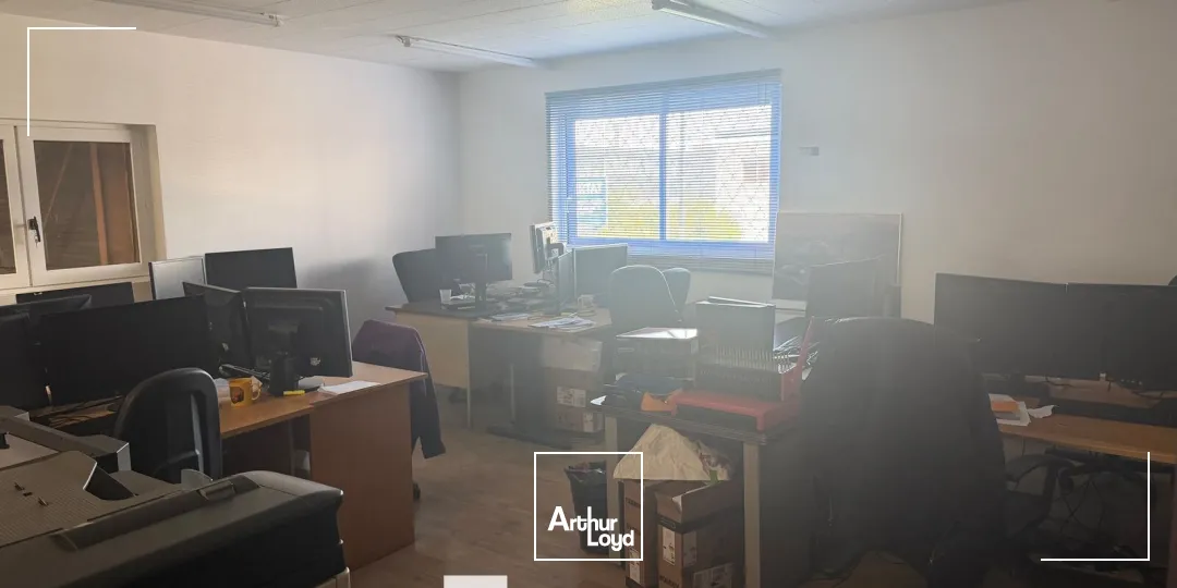 Locaux d'activité & Entrepôts - Location - VAULX EN VELIN - 69120 - 480-480 - 7855825