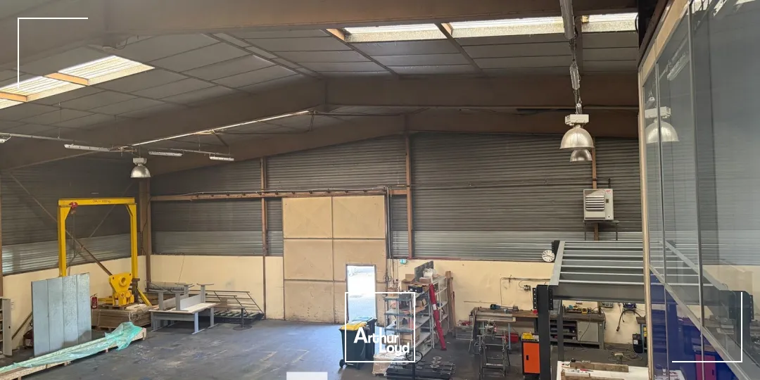 Locaux d'activité & Entrepôts - Location - VAULX EN VELIN - 69120 - 480-480 - 7855826