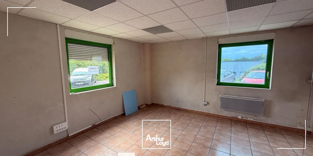 Locaux d'activité & Entrepôts - Location - GREZIEU LA VARENNE - 69290 - 126-126 - 7855829