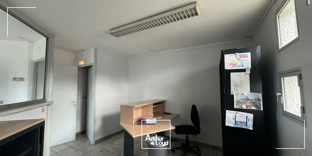 Locaux d'activité & Entrepôts - Vente - ORANGE - 84100 - 524-524 - 7857020