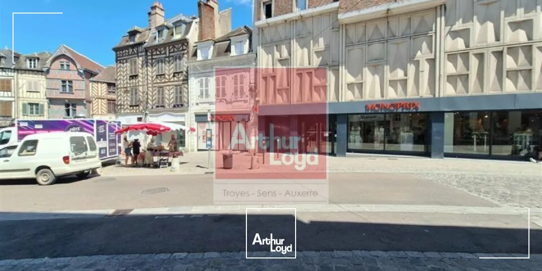 Locaux commerciaux - Location - AUXERRE - 89000 - 120-120 - 7857130