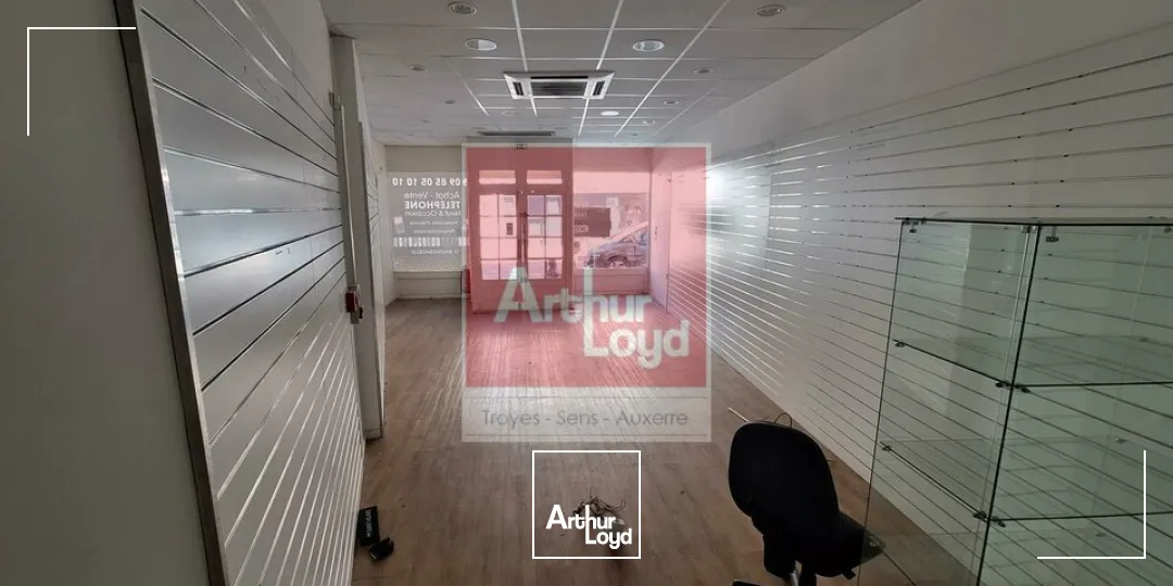Locaux commerciaux - Location - AUXERRE - 89000 - 120-120 - 7857126