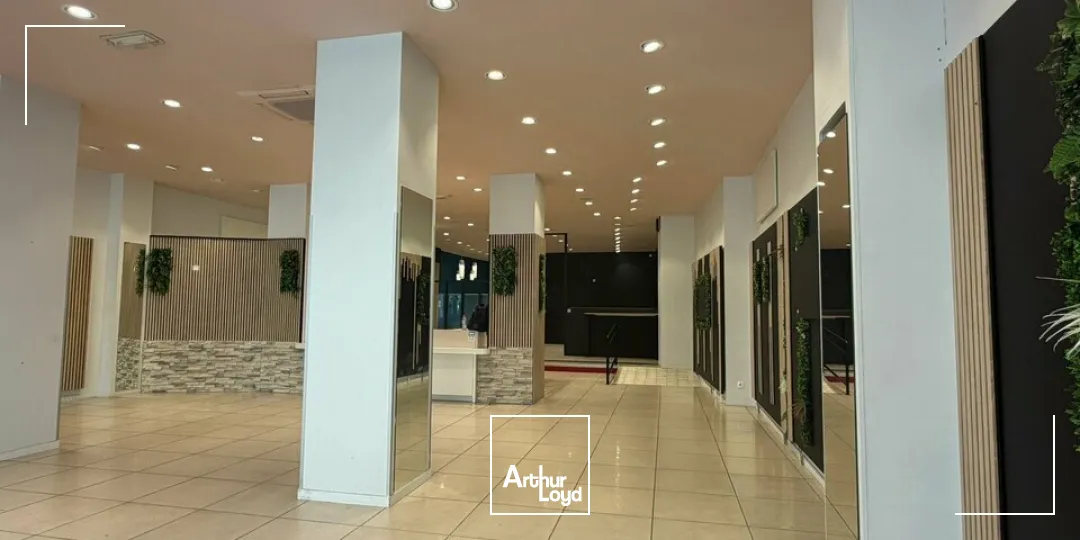 Locaux commerciaux - Location - BOURGES - 18000 - 304-304 - 7857361
