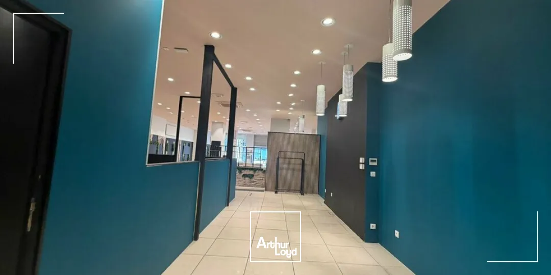 Locaux commerciaux - Location - BOURGES - 18000 - 304-304 - 7857365