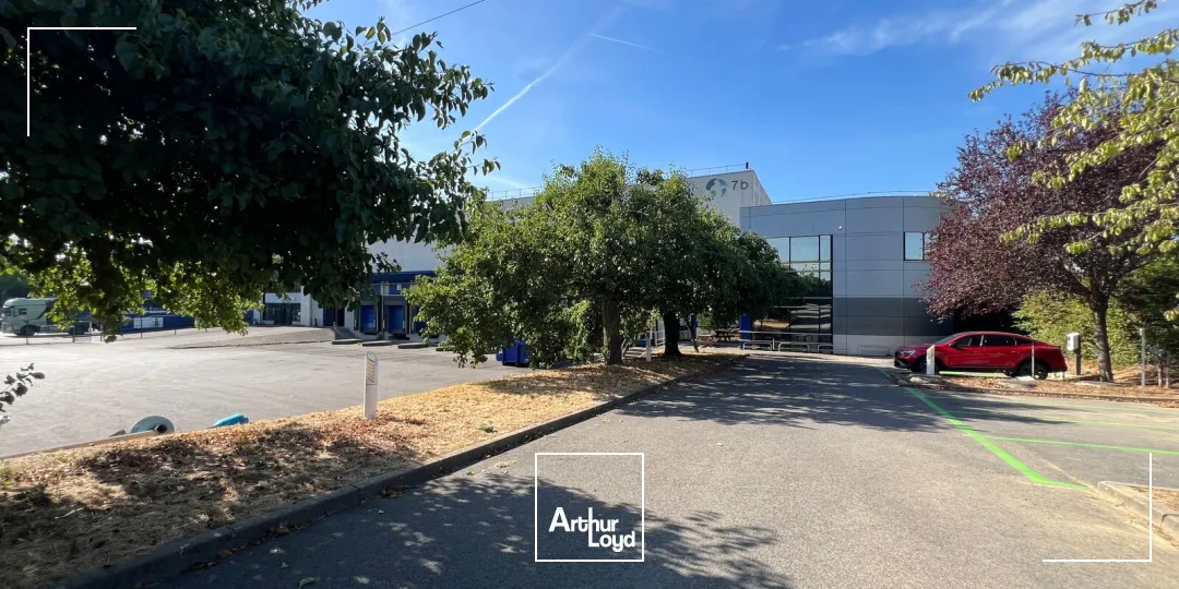 Locaux d'activité & Entrepôts - Location - TREMBLAY EN FRANCE - 93290 - 6690-6690 - 7857522