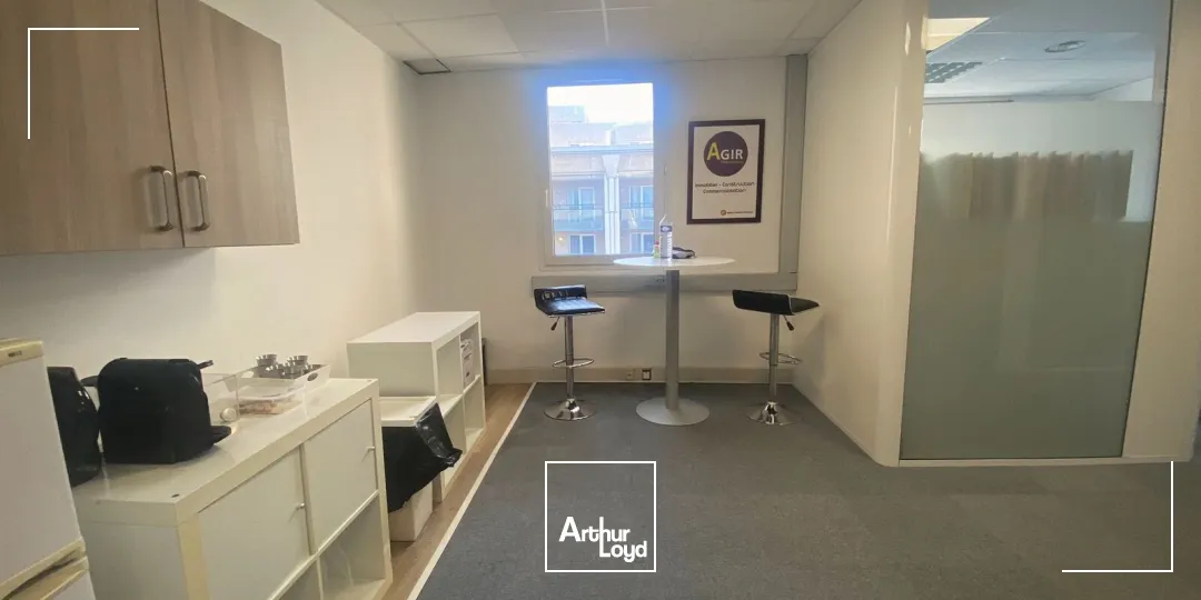 Bureaux - Vente - MARSEILLE - 13008 - 87.56-87.56 - 7857531