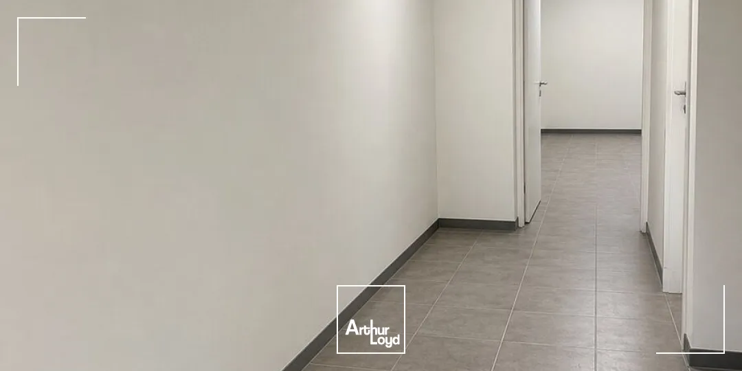 Locaux d'activité & Entrepôts - Location - BRINDAS - 69126 - 260-260 - 7857713