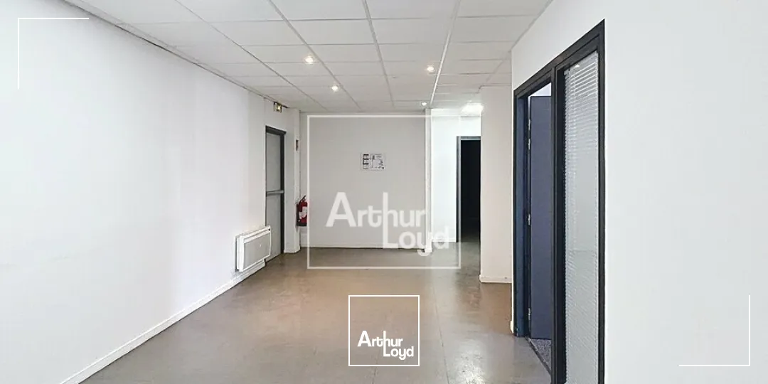 Locaux d'activité & Entrepôts - Location - MOISSY CRAMAYEL - 77550 - 2744-2744 - 7857881