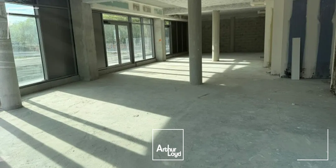 Locaux commerciaux - Location - BREST - 29200 - 93.15-235.3 - 7858041