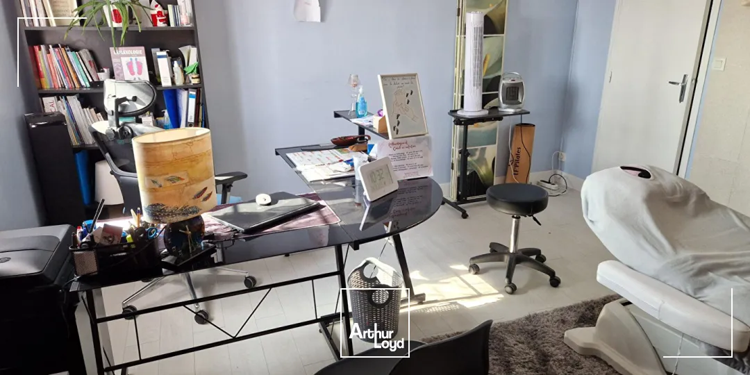 Locaux commerciaux - Location - CHABANAIS - 16150 - 297-297 - 7858541
