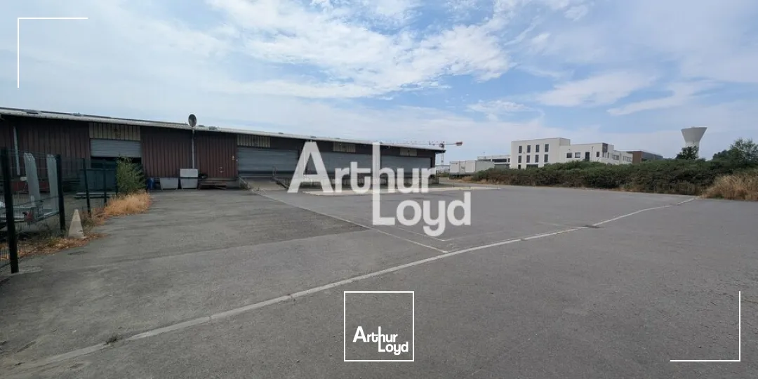 Locaux d'activité & Entrepôts - Location - BÉDÉE - 35137 - 1000-1000 - 7858639