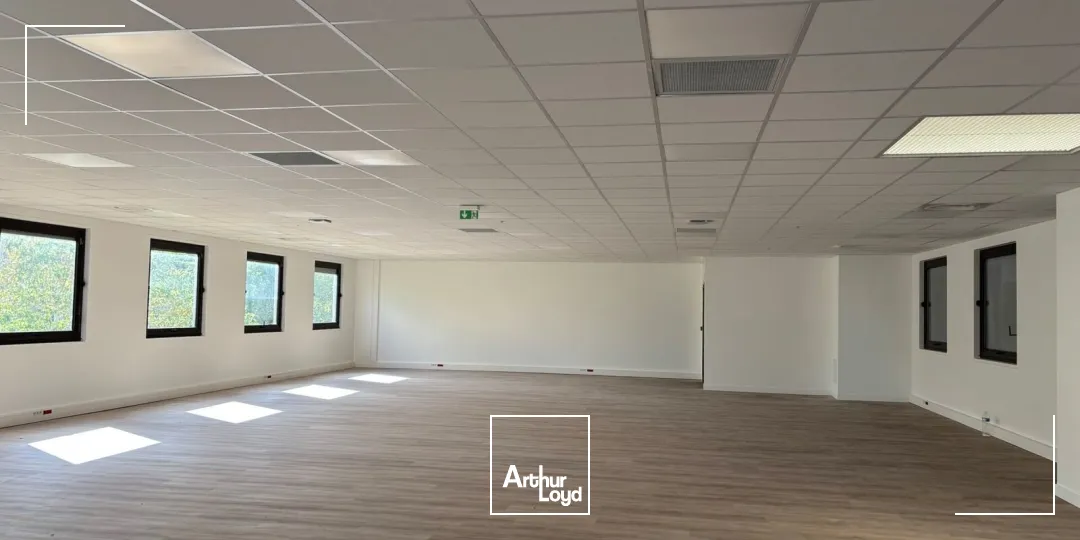 Locaux d'activité & Entrepôts - Location - CERGY - 95800 - 414-828 - 7858972