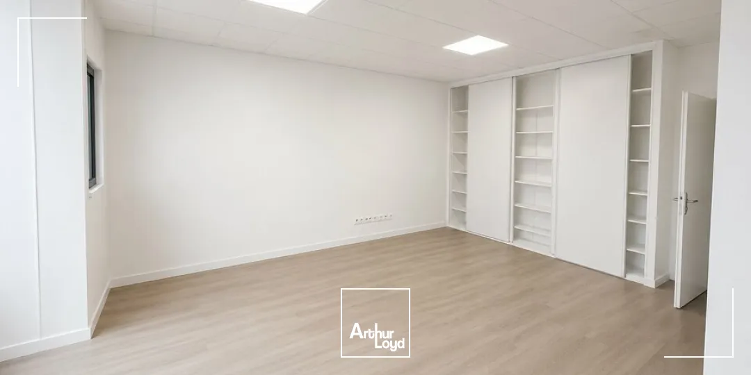 Locaux commerciaux - Location - LA ROCHE-SUR-YON - 85000 - 66-66 - 7867945