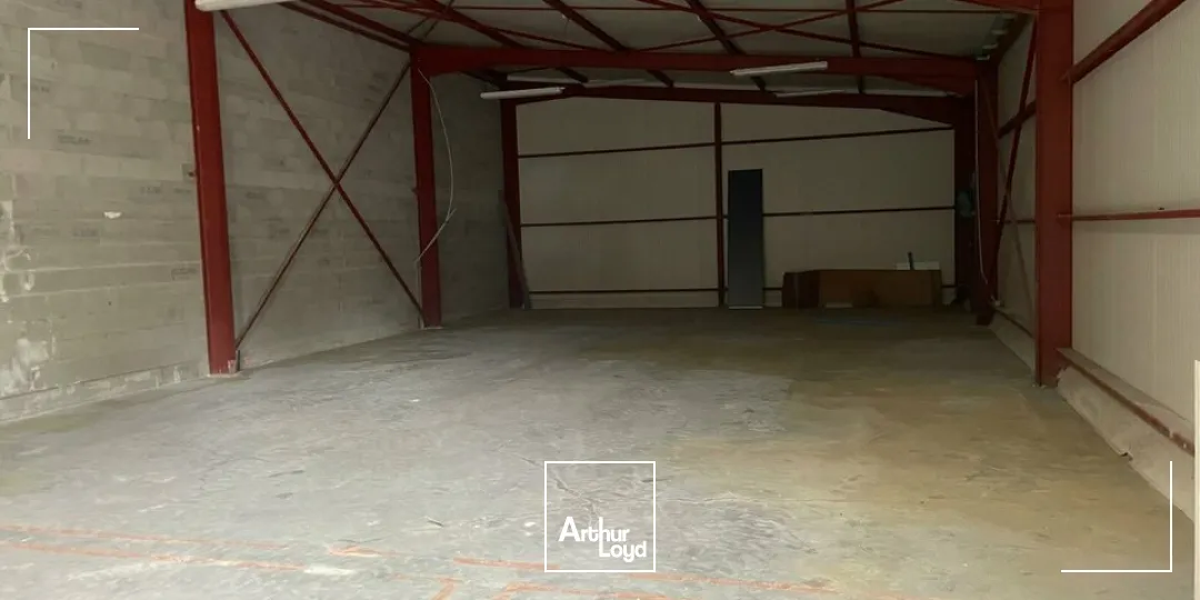 Locaux commerciaux - Location - LA ROCHE SUR YON - 85000 - 90-90 - 7867947
