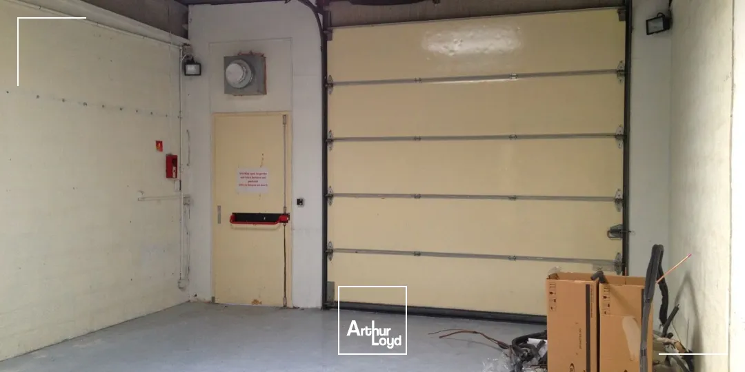 Locaux d'activité & Entrepôts - Location - AIX EN PROVENCE - 13290 - 117-117 - 7869835