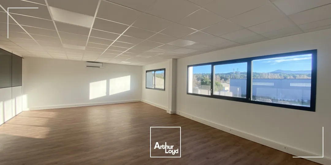 Locaux d'activité & Entrepôts - Location - MEYREUIL - 13590 - 242-242 - 7869843