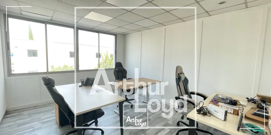 Bureaux - Location - MAUGUIO - 34130 - 121.9-121.9 - 7869885