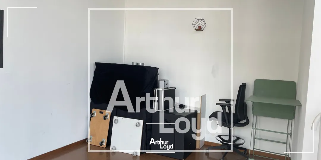 Bureaux - Location - MAUGUIO - 34130 - 121.9-121.9 - 7869888