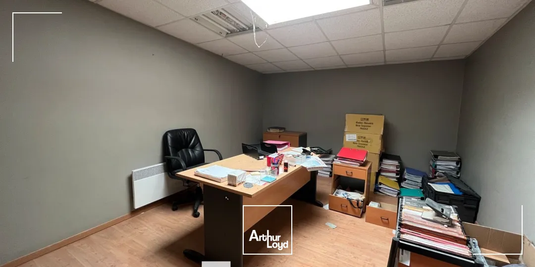 Locaux d'activité & Entrepôts - Vente - SAINT PRIEST - 69800 - 570-570 - 7876127