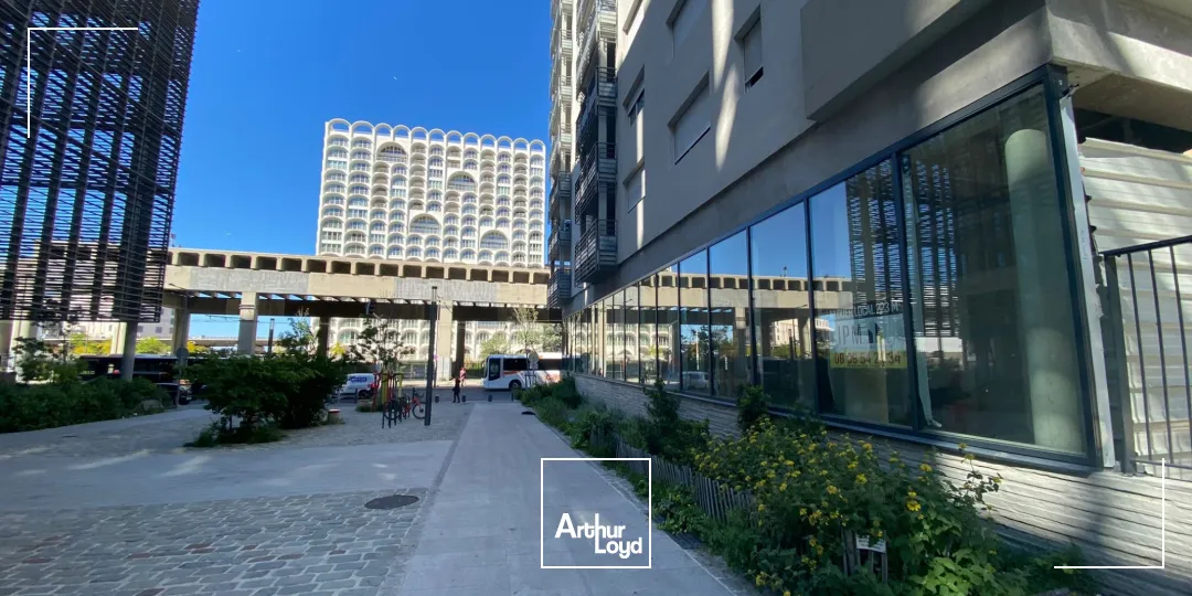 Bureaux - Vente - MARSEILLE - 13002 - 223-223 - 7876533