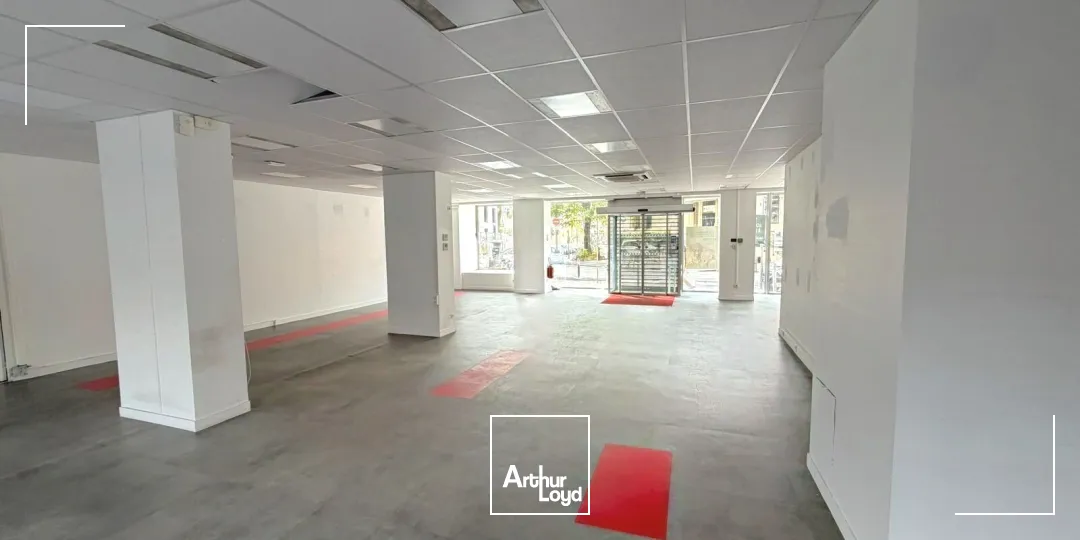 Locaux commerciaux - Location - MARSEILLE - 13005 - 875-875 - 7876543