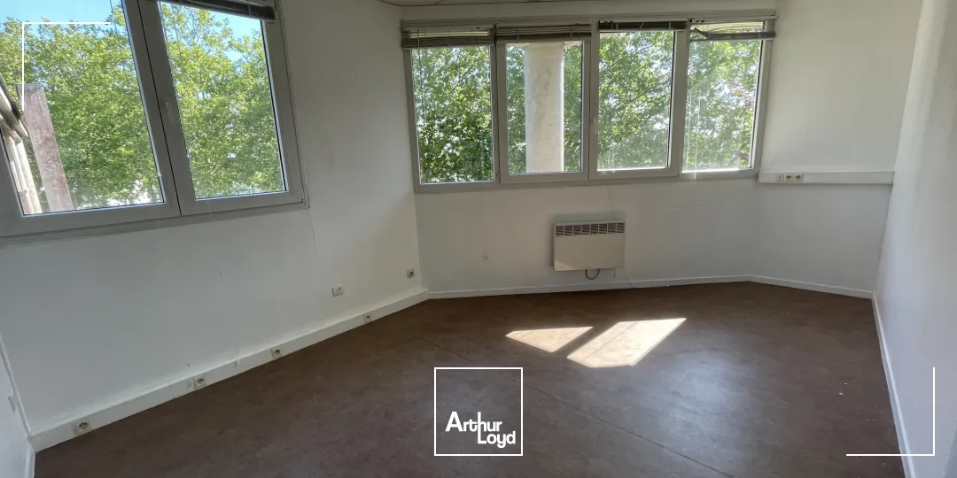 Bureaux - Location - BEAUVAIS - 60000 - 256-256 - 7876842