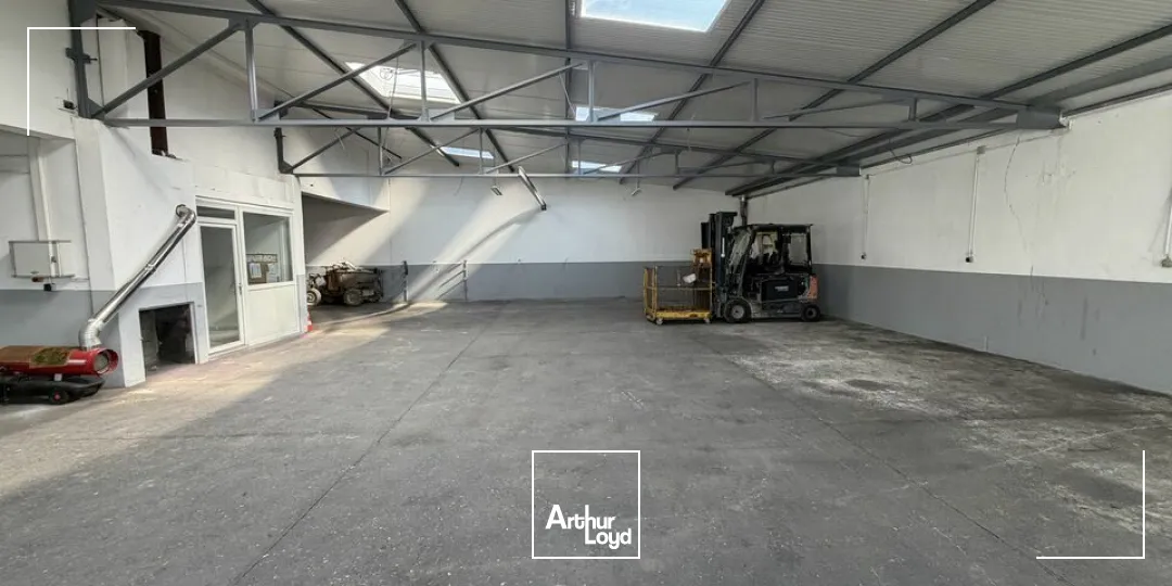 Locaux d'activité & Entrepôts - Location - VALENCE - 26000 - 332-332 - 7877366