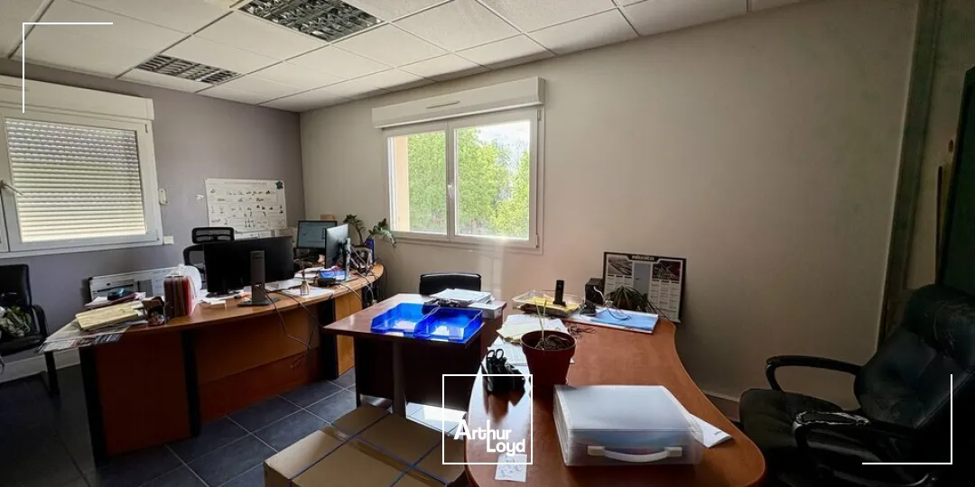 Bureaux - Location - AHUY - 21121 - 146-146 - 7877421