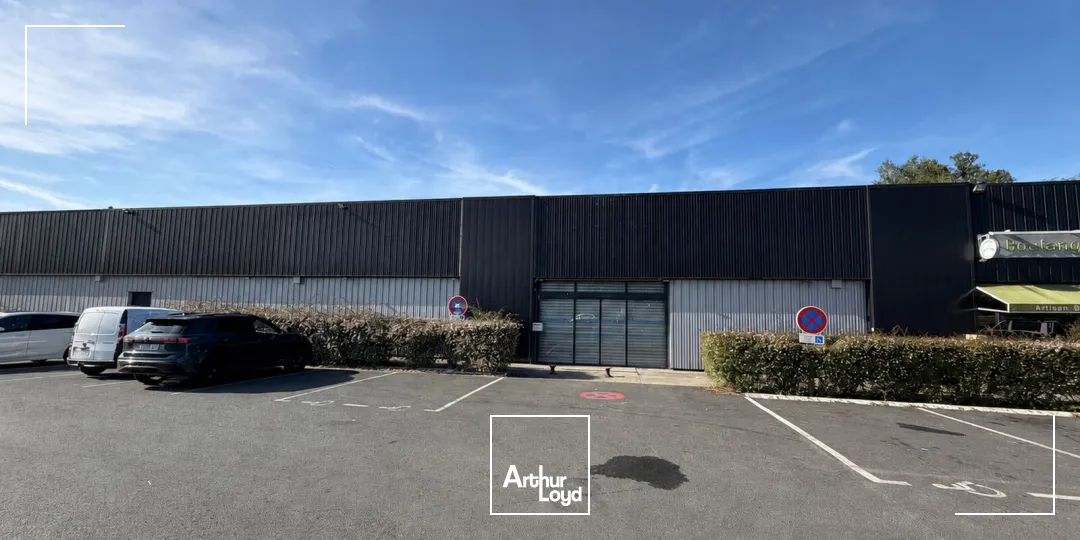 Locaux commerciaux - Location - SAINT EMILION - 33330 - 810-810 - 7877594