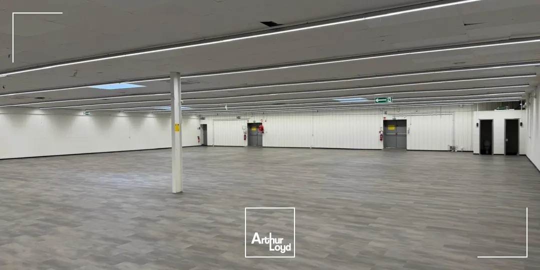 Locaux commerciaux - Location - SAINT EMILION - 33330 - 810-810 - 7877597