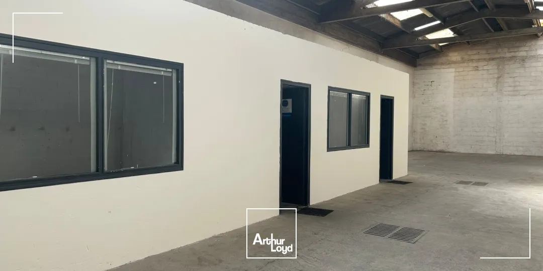 Locaux d'activité & Entrepôts - Location - SAINT NAZAIRE - 44600 - 200-467 - 7877777