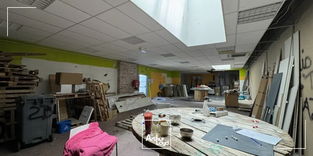 Locaux commerciaux - Location - CHAMBRAY LES TOURS - 37170 - 550-550 - 7877815