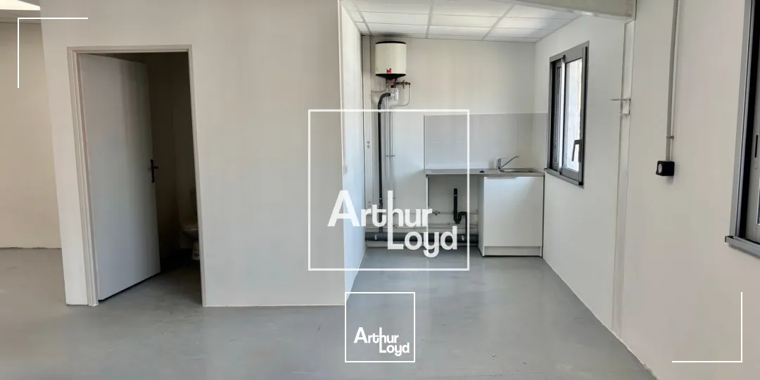 Locaux d'activité & Entrepôts - Location - SAINT JEAN DE VEDAS - 34430 - 160-160 - 7878483