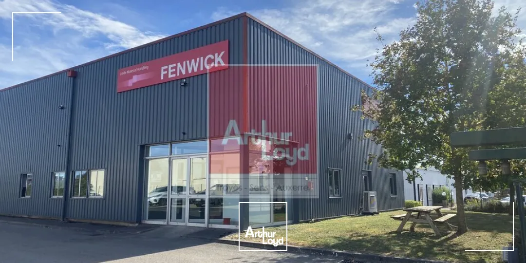 Locaux d'activité & Entrepôts - Location - LA CHAPELLE-SAINT-LUC - 10600 - 997-997 - 7878502