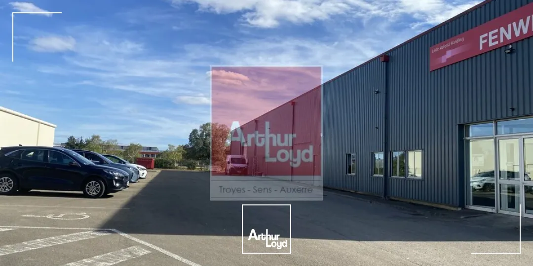 Locaux d'activité & Entrepôts - Location - LA CHAPELLE-SAINT-LUC - 10600 - 997-997 - 7878504