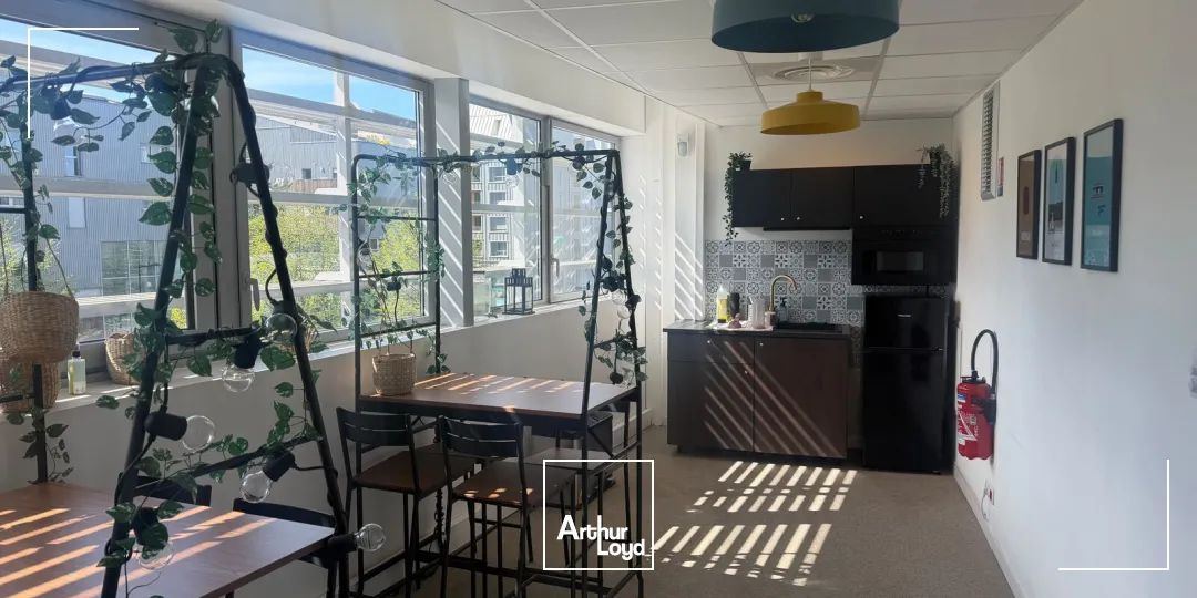Bureaux - Location - BORDEAUX - 33300 - 147.39-381.14 - 7878524