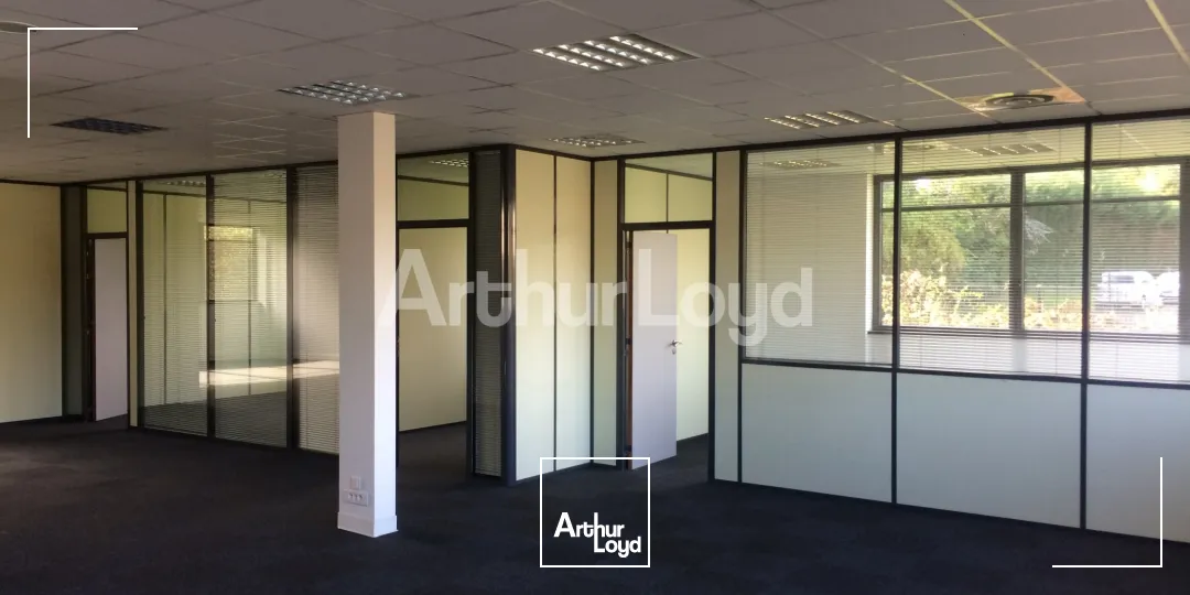 Bureaux - Location - WASQUEHAL - 59290 - 212.1-929.9 - 7879105