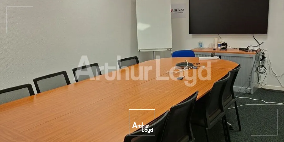 Bureaux - Location - WAMBRECHIES - 59118 - 476-2033 - 7879293