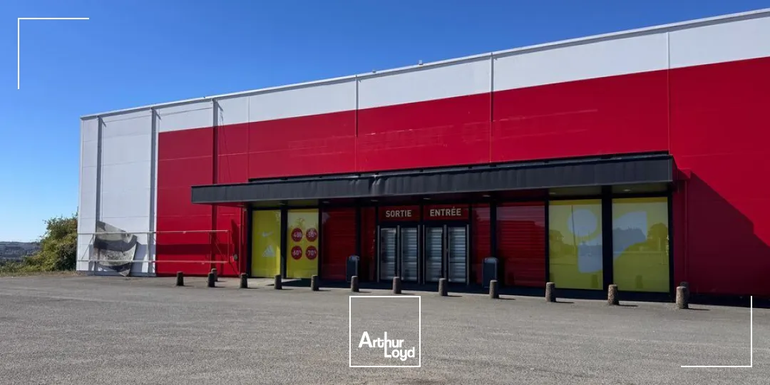 Locaux commerciaux - Location - CHAMPNIERS - 16430 - 2024-2024 - 7879348