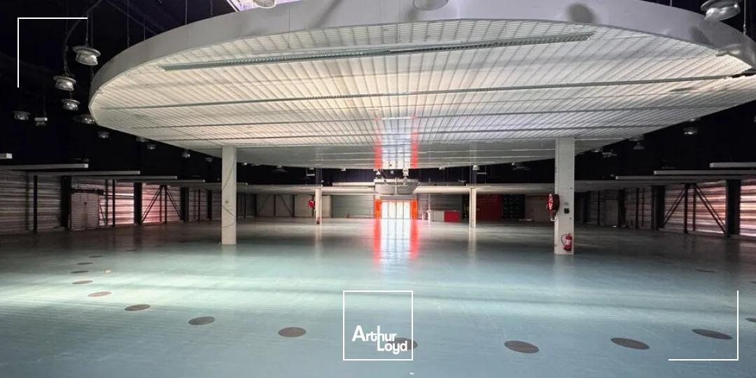 Locaux commerciaux - Location - CHAMPNIERS - 16430 - 2024-2024 - 7879350