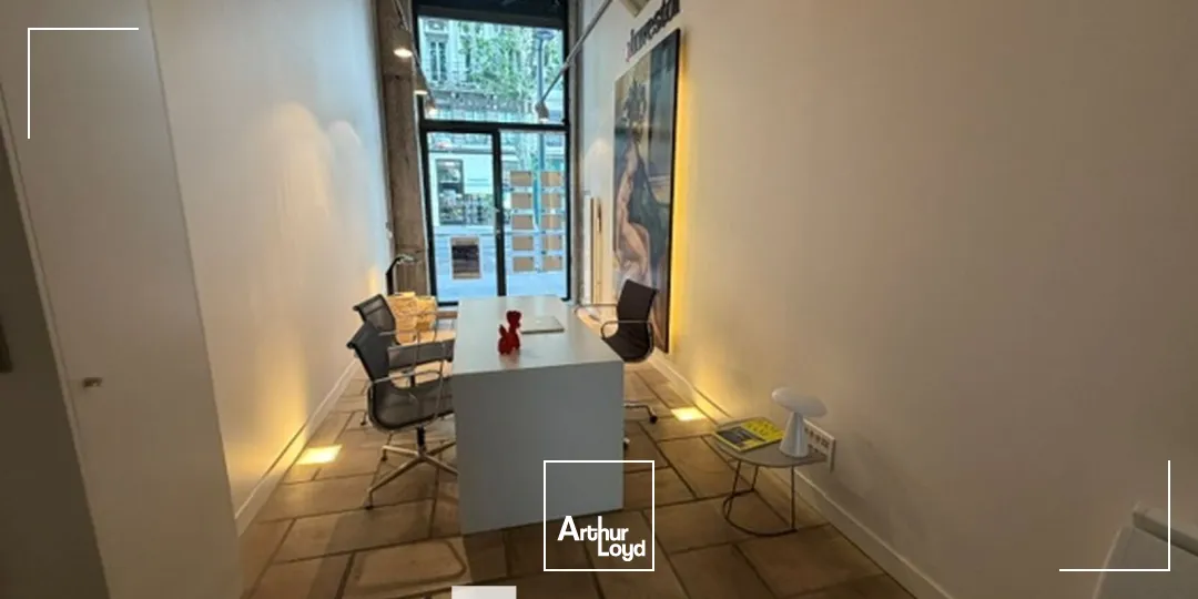Locaux commerciaux - Vente - LYON - 69006 - 54-54 - 7879447