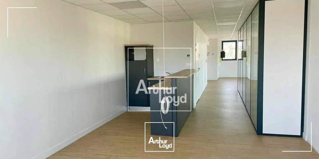 Bureaux - Location - SAINT PIERRE DU PERRAY - 91280 - 163-163 - 7879711