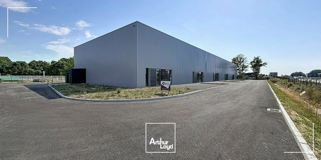 Locaux d'activité & Entrepôts - Location - LA CHAIZE-LE-VICOMTE - 85310 - 298-298 - 7879738