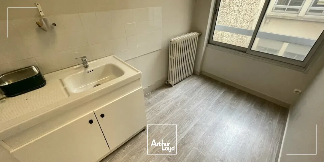 Bureaux - Location - POITIERS - 86000 - 100.53-100.53 - 7879750