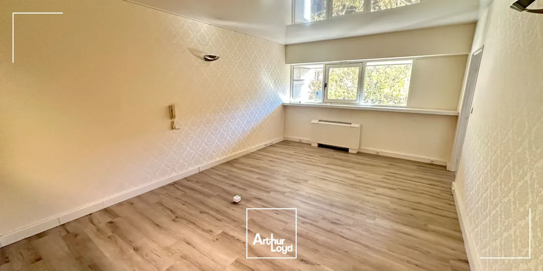 Bureaux - Location - AIX EN PROVENCE - 13100 - 76-76 - 7888969