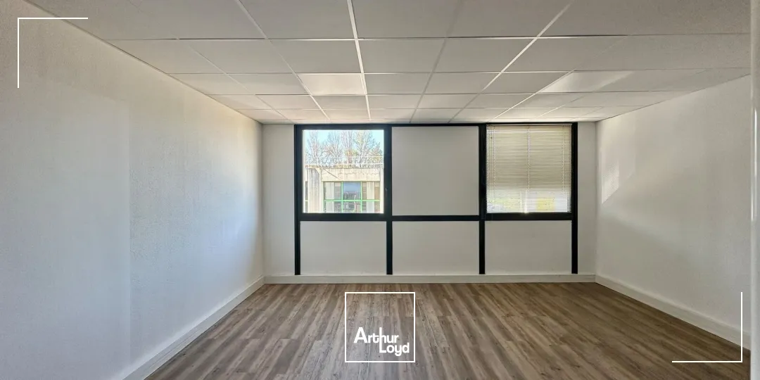 Locaux d'activité & Entrepôts - Location - AIX EN PROVENCE - 13290 - 117-117 - 7888975