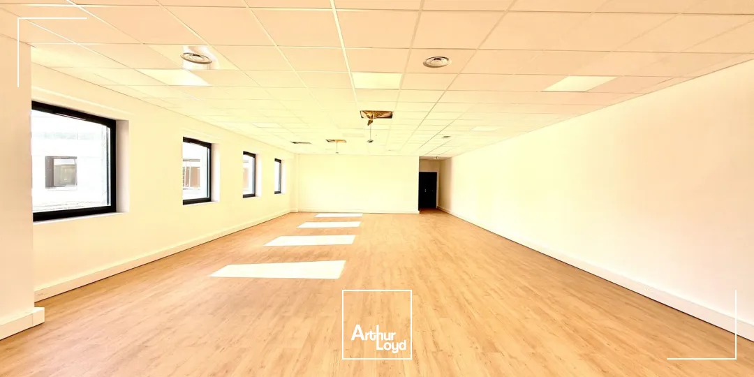Bureaux - Location - VITROLLES - 13127 - 72-2627 - 7889090